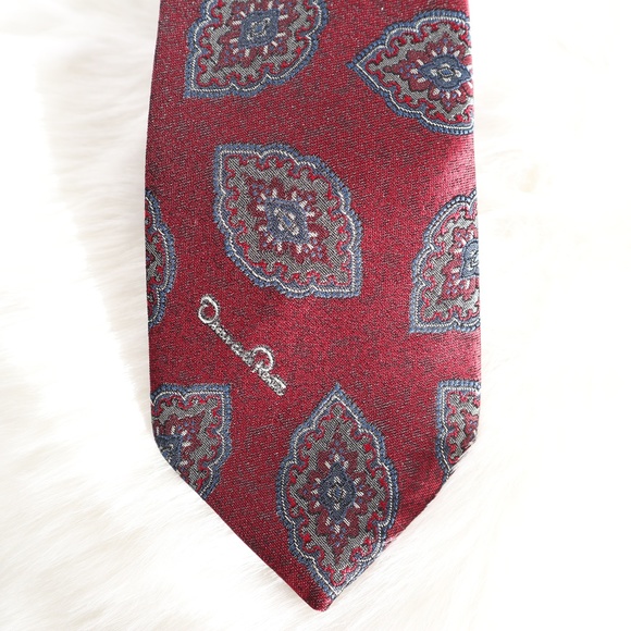 Oscar De La Renta Tie Designer Red Blue Paisley - Picture 3 of 8